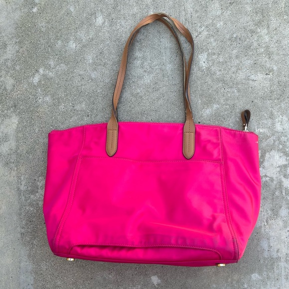 Michael Kors Kelsey Tote in the hottest color of the year! - Picture 3 of 8